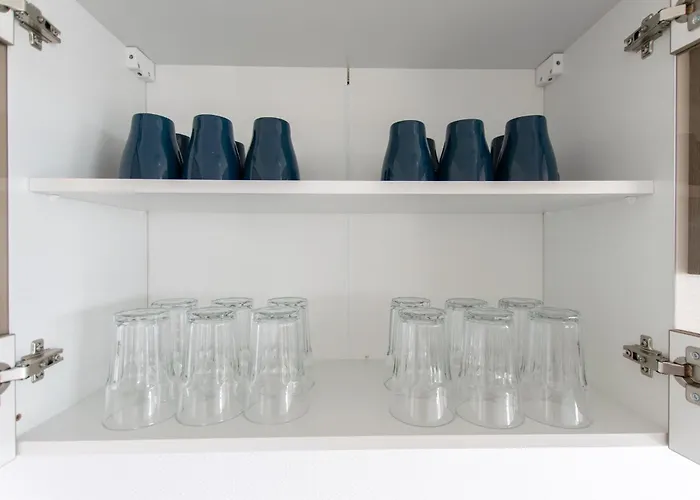 Tolstov - Monteurwohnung Mit 3 Zimmern , Terrasse Und Parkplatz Appartamento